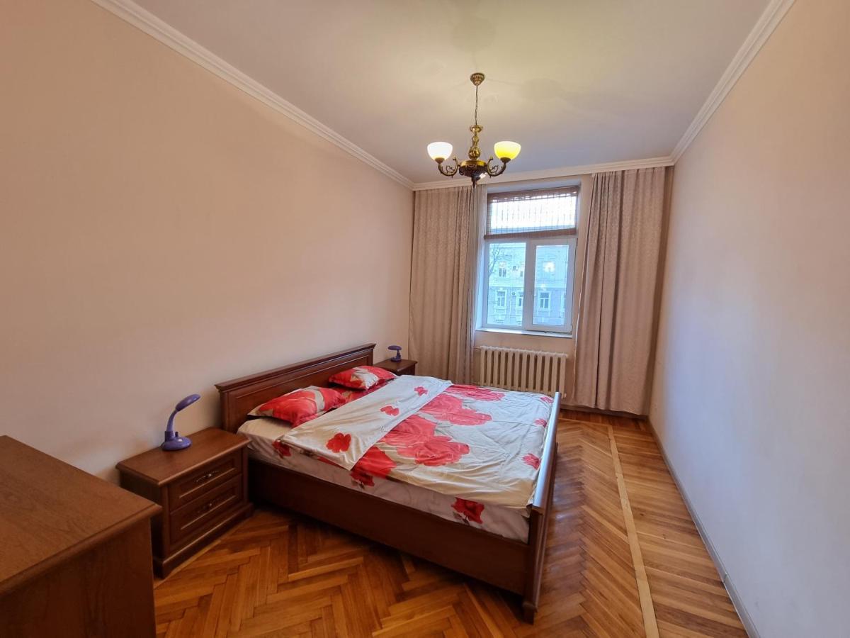 Stefan Cel Mare Boulevard Ultracentral Apartments In The Center Chişinau Exteriör bild