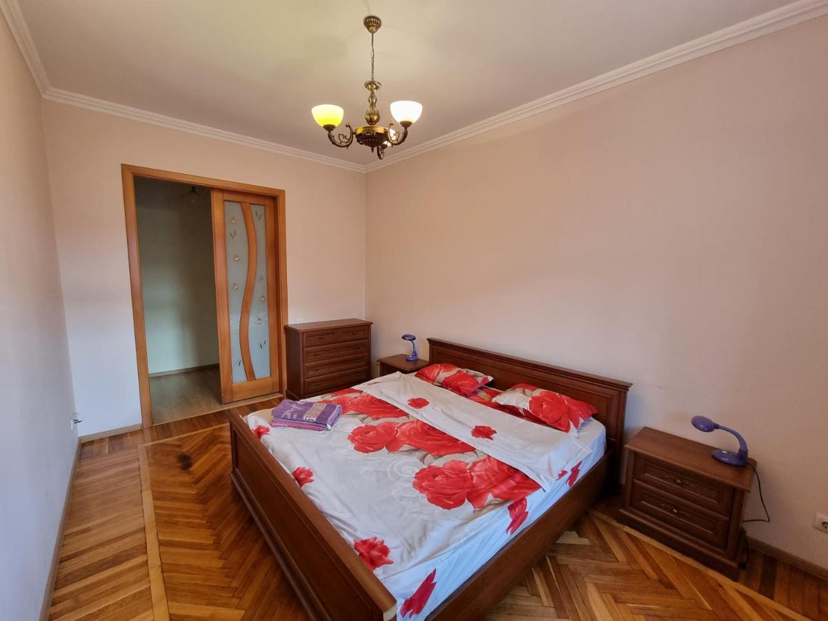 Stefan Cel Mare Boulevard Ultracentral Apartments In The Center Chişinau Exteriör bild
