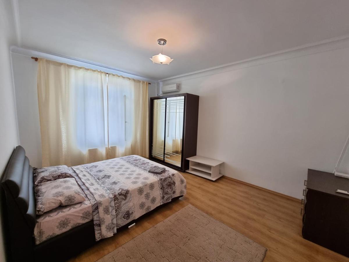 Stefan Cel Mare Boulevard Ultracentral Apartments In The Center Chişinau Exteriör bild